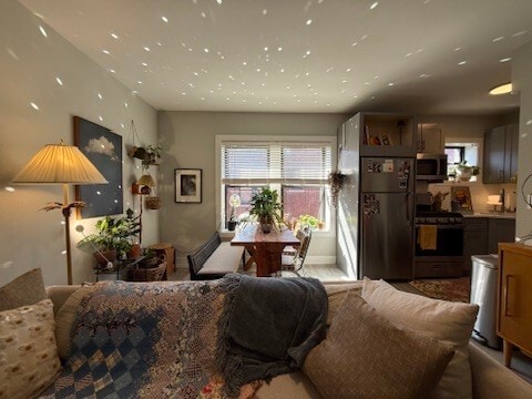 Photo - 1137 Oak Ave