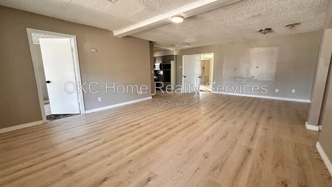 Photo - 4712 S Blackwelder Ave