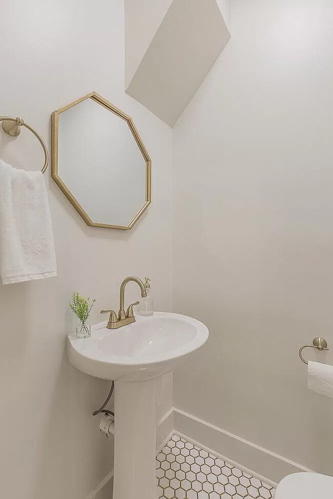 master bathroom ensuite