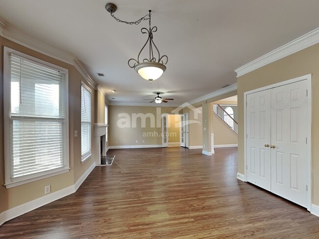 Photo - 1238 Wood Iris Ln