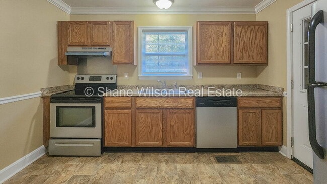 Photo - 1005 Mountain View Dr