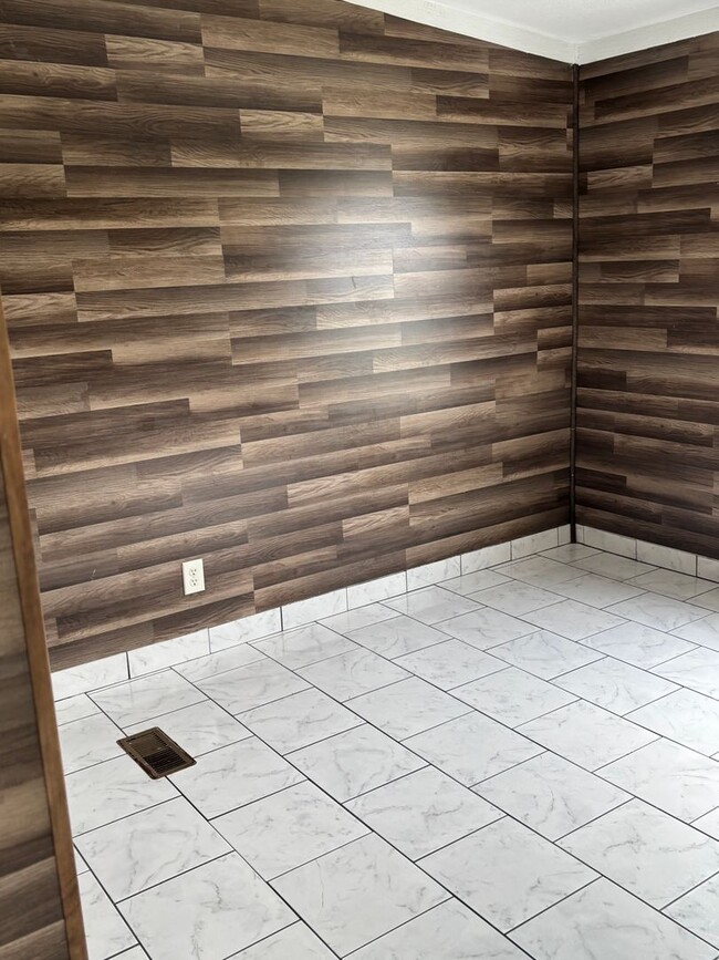 Photo - 1759 Embarcadero Ave