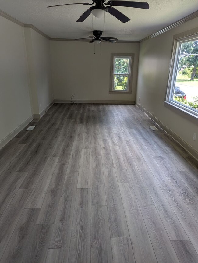 Photo - Remodeled 2 Bed 1 Bath Home Convenient Location