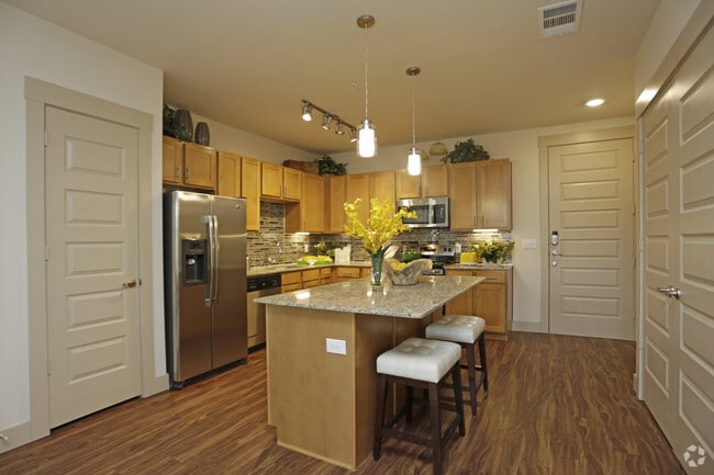 2BR,2BA - 1080SF - KITCHEN