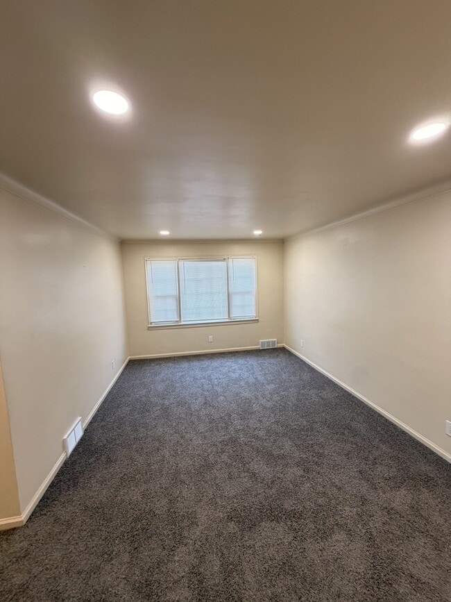 Photo - 9384 Rutherford St Unit 2