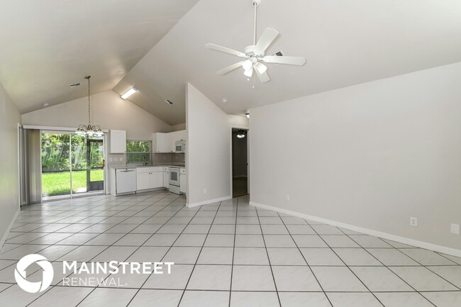 Photo - 517 SW 25th Ln