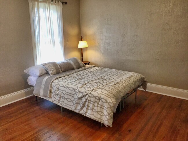 Photo - 111 Herkimer St