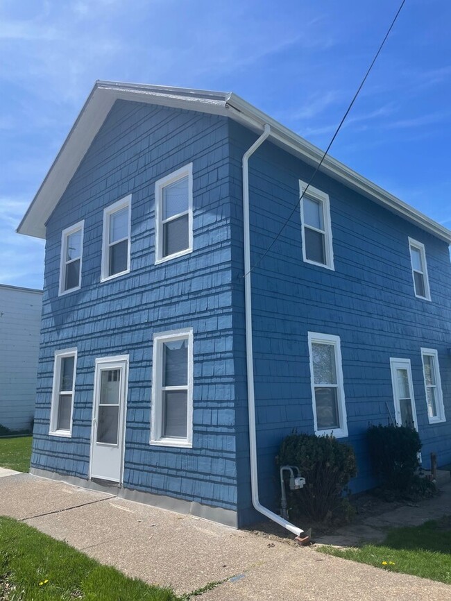 Photo - 409 Tiffin Ave House