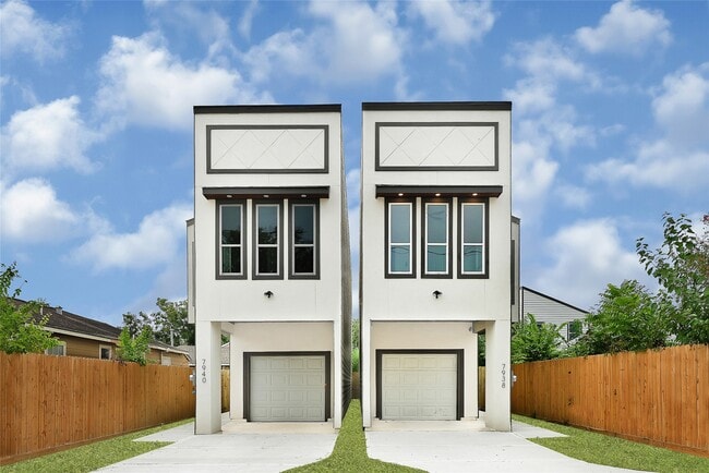 Building Photo - 7938 Angus St