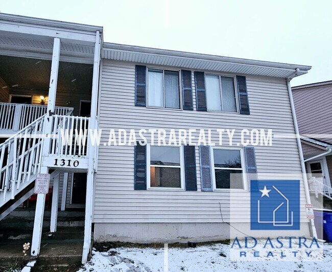 Photo - 1310 E 123rd Terr, Olathe, KS 66061 Unit Apt. B