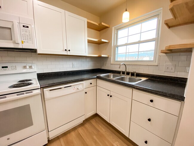 Photo - 1030 Tener St