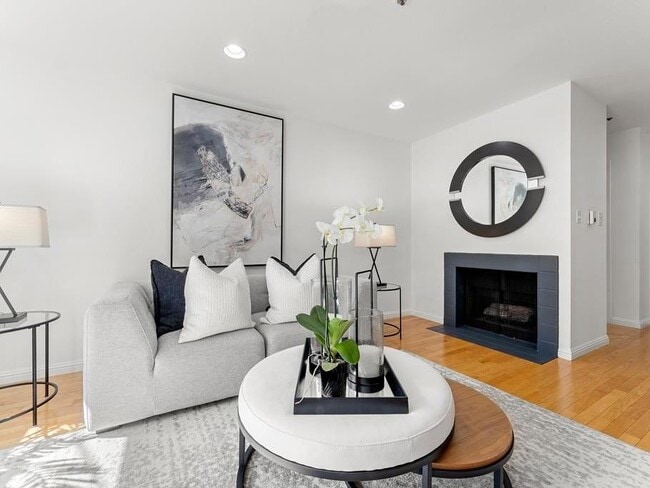 Photo - 410 Sheridan Ave Unit 108