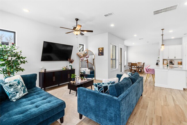 Photo - 1530 Noble Pk Dr