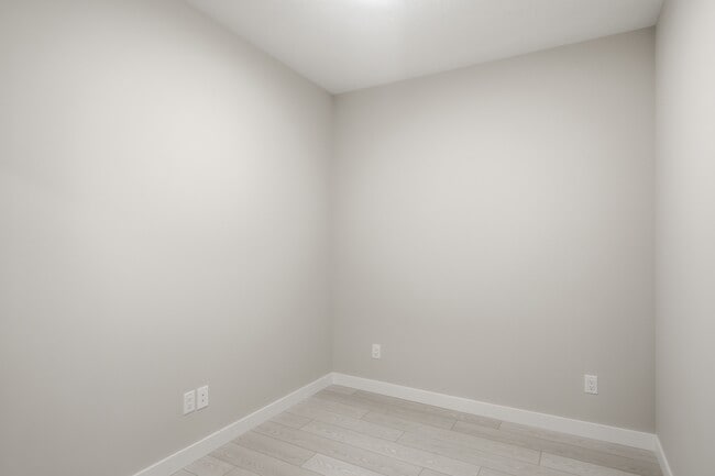 Photo - 265-2265 Wolf Willow Blvd SE