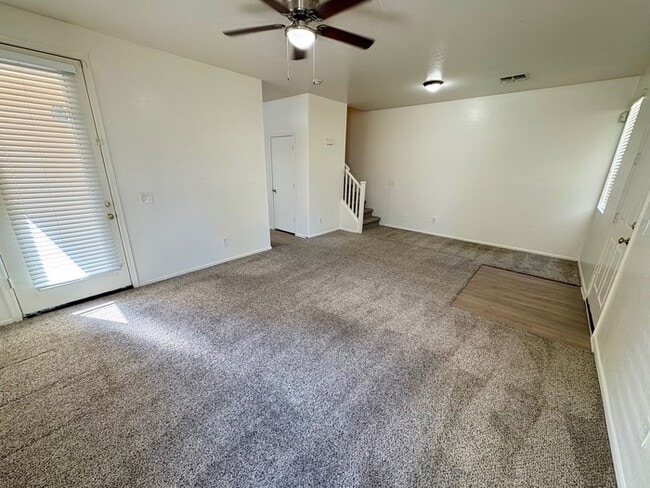 Photo - 10017 W Williams St