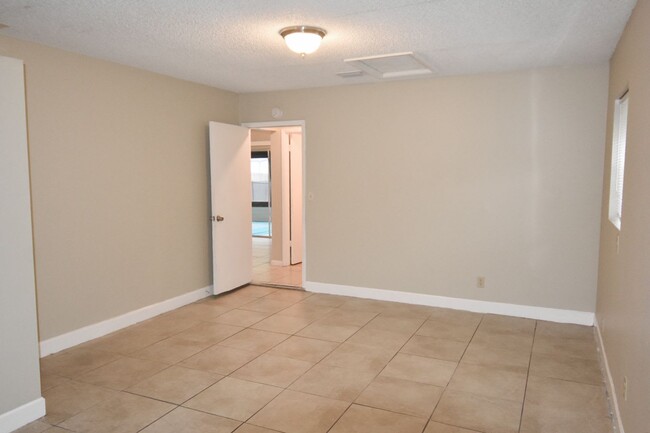 1623 Palm Leaf Dr Rental - House Rental in Brandon, FL | ForRent.com