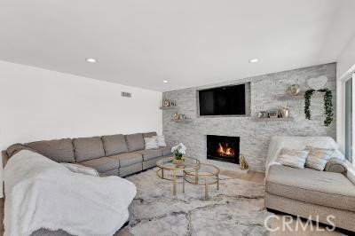 Photo - 18340 Sandringham Ct