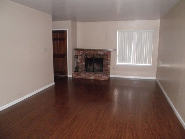 Photo - 1114 N Gem St Unit 1114 Gem