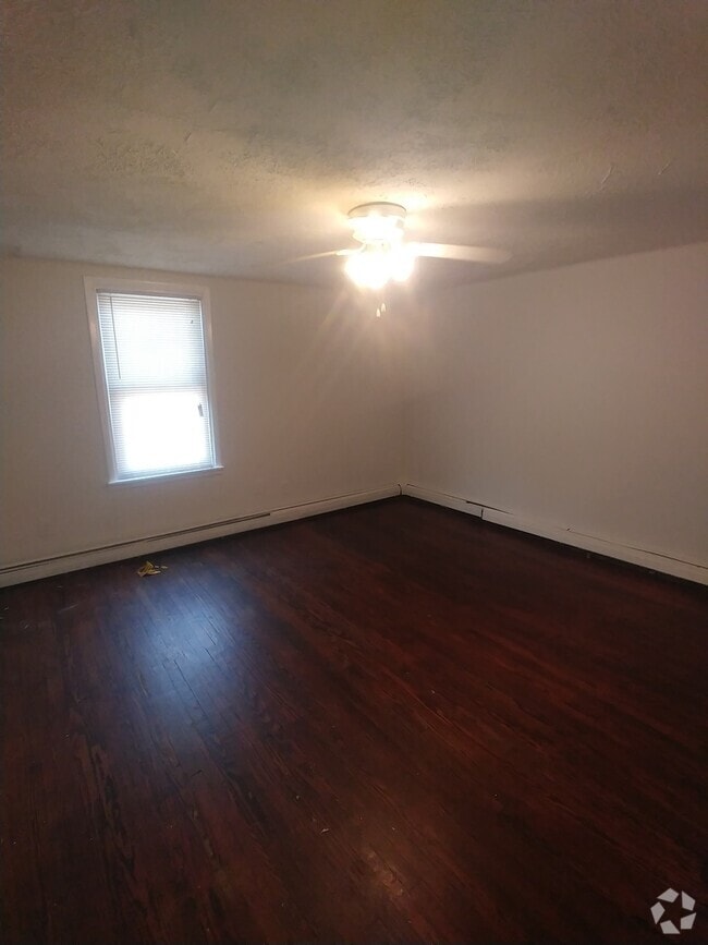 Building Photo - 600-606 MacDade Blvd Unit 3 Rental