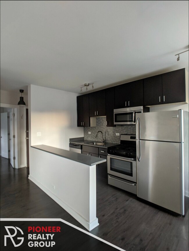2431 N Kedzie Blvd Unit 2420