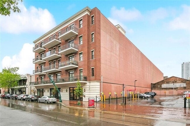 Photo - 731 St Charles Ave Unit 514