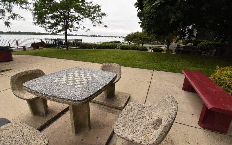 Photo - 8330 E Jefferson Ave