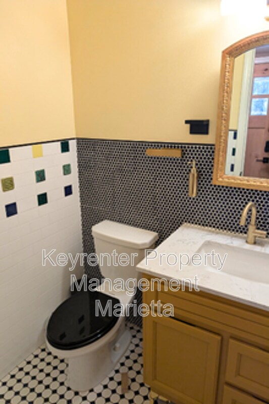 Photo - 2654 Stoney Creek Rd SE