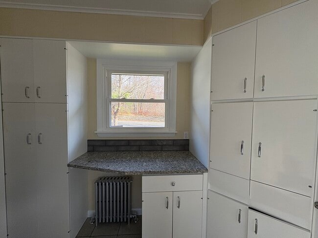 Photo - 150 W Wrentham Rd