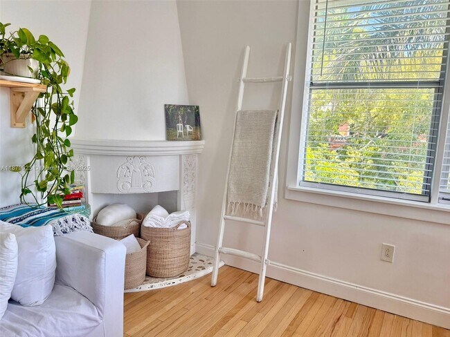 Photo - 900 Jefferson Ave Unit 10