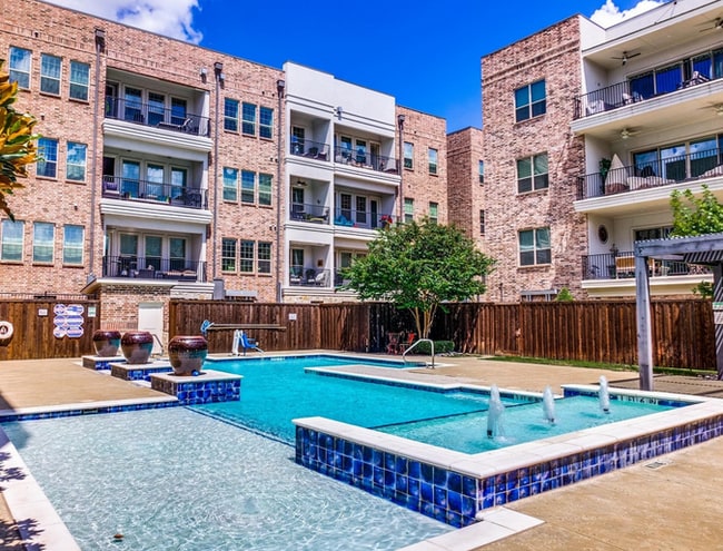 Photo - 5015 Meridian Ln Unit ID10097