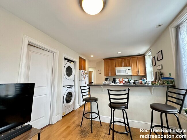 Photo - 834 Huntington Ave Unit 3