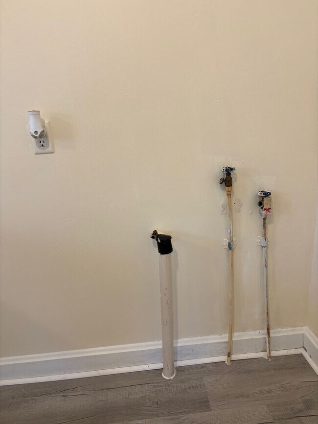 Photo - 1915 Unit 2918-A ARCHDALE RD