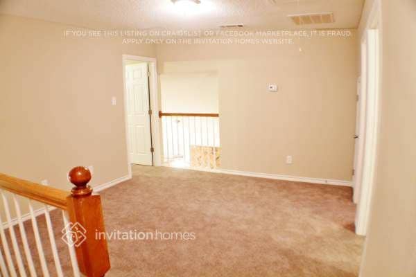 Photo - 1633 Summers Dr