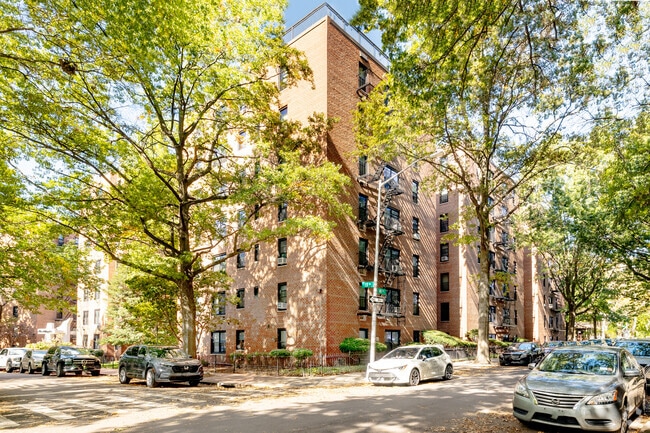 The Arlington - The Arlington Apartments