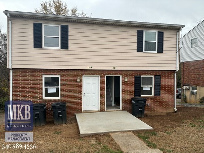 Photo - Ruddell Road Triplex Unit 1227 Ruddell-1