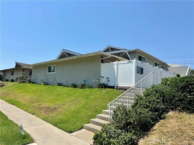 Building Photo - 2661 Andover Ave Unit 3 Rental