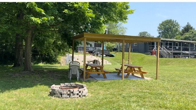 Photo - 22929 Huron River Dr Unidad 1