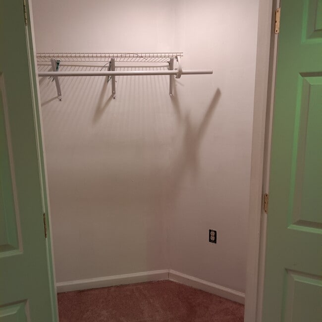 Closet view 1 - 4914 Green Creek Ter