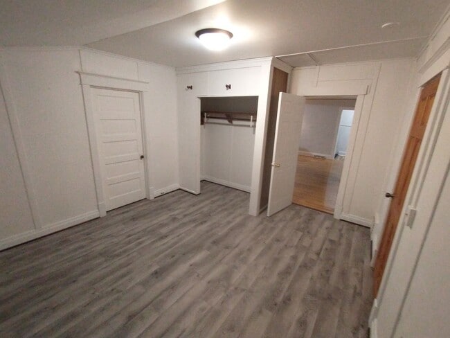 Photo - Fon Du Lac Apartments Unit Apt #3