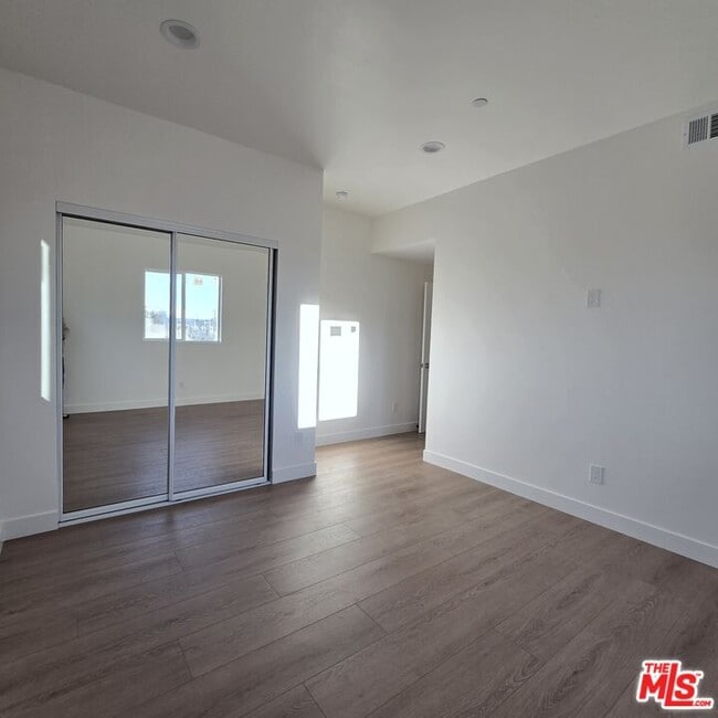 Photo - 10829 Peach Grove St Unit 3