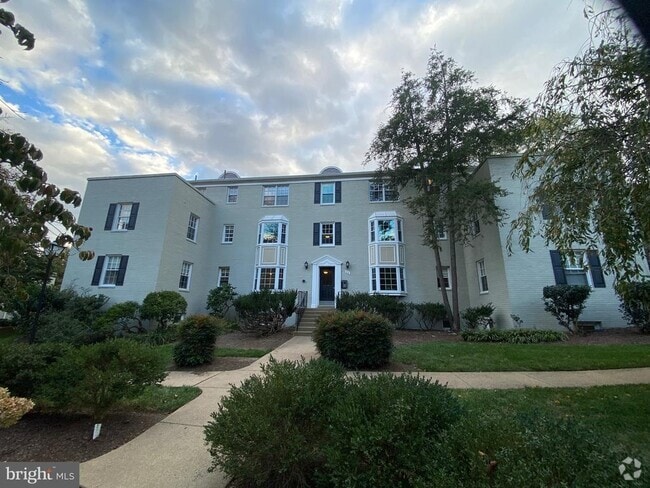 Building Photo - 810 S Arlington Mill Dr Unit 8-304 Rental