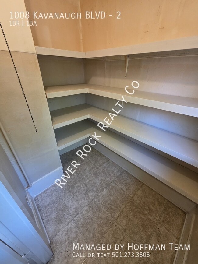 Photo - 1008 Kavanaugh Blvd Unit 2