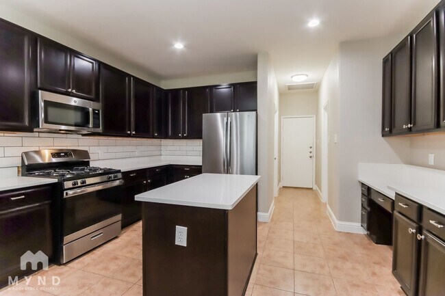 29607 Legends Pl Dr