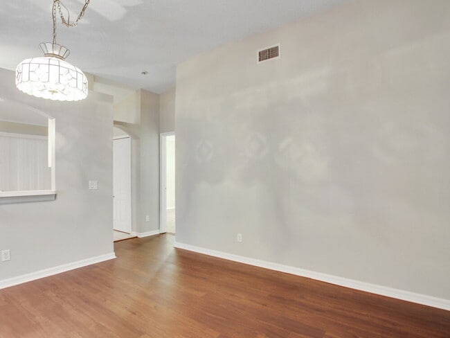 Photo - 926 Lake Shore Ranch Dr