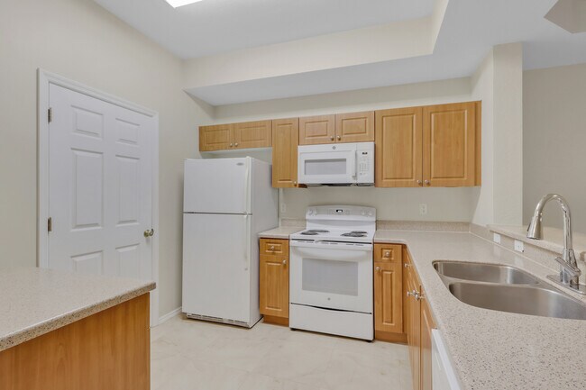 Photo - 9025 Colby Dr Unit 2111