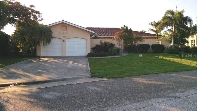 Building Photo - 1318 San Mateo Dr Rental