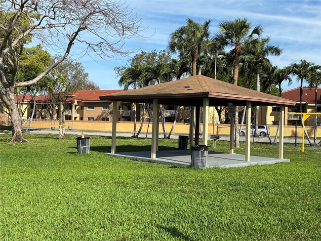 Photo - 6858 NW 173rd Dr