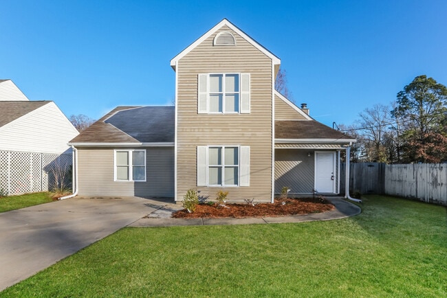 Building Photo - 507 Twin Pine Cove