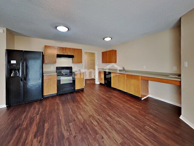 Photo - 6709 Everbloom Ln