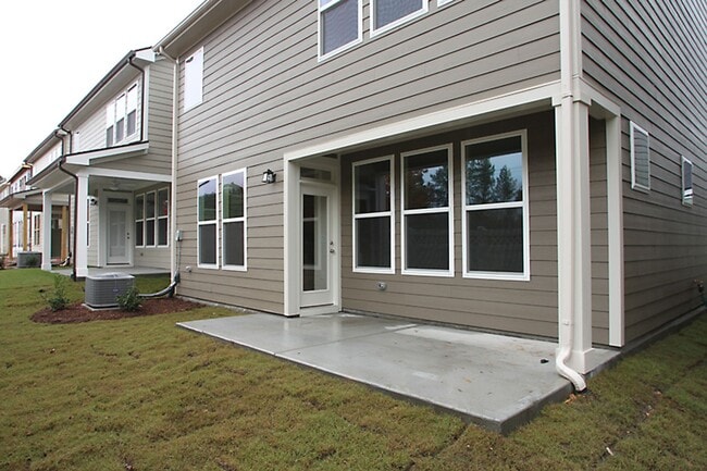 Photo - Low Maintenance Detached Home in Central Triangle Location!